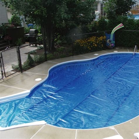 Amazon.ca: Toile Solaire Piscine.